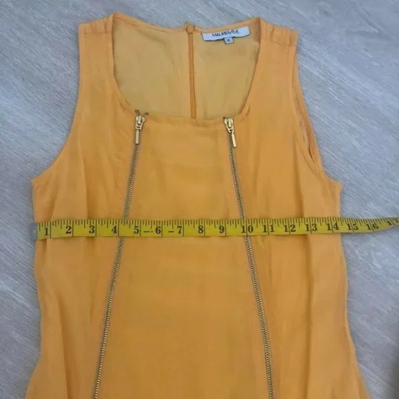 Maurie & Eve 100% Silk Women's Dress Size 8 Yellow Featured Zippers - Picture 3 of 8